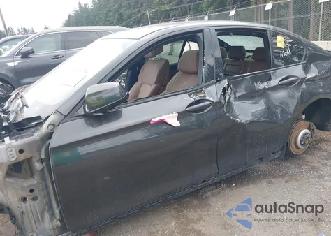 2011 BMW 550I xDrive z USA, uszkodzony, nr VIN WBAFU9C52BC278410